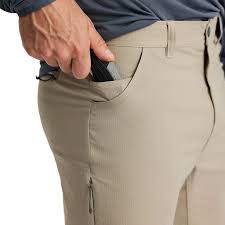 Stitched-in pocket stabilization on Gunpant jeans